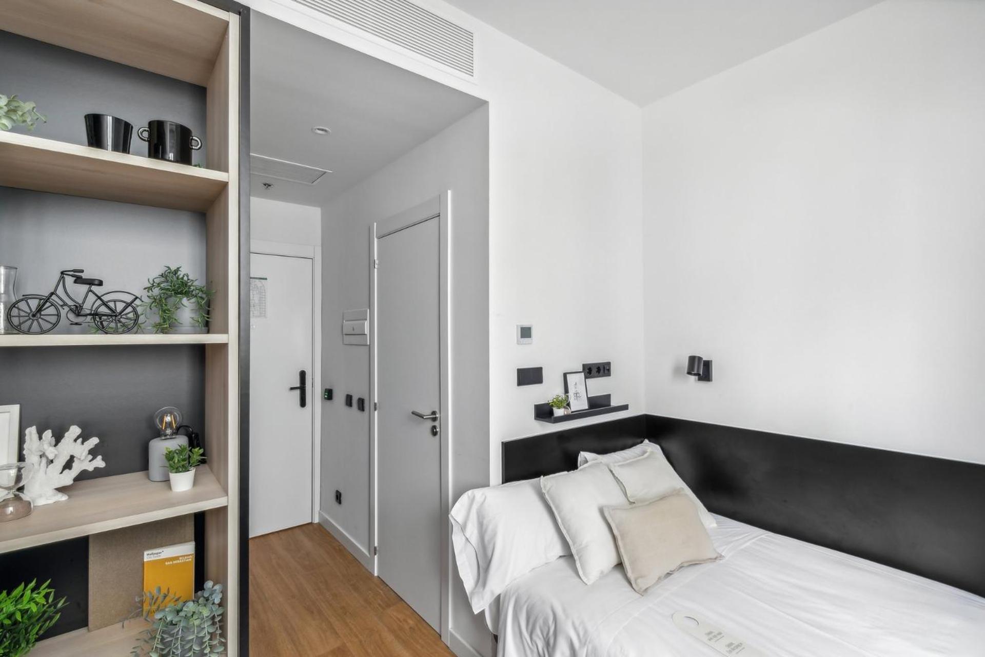 Home And Coliving Pamplona Bilik gambar
